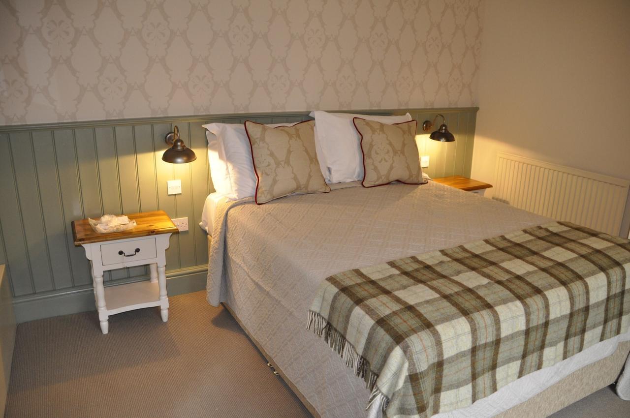 Higher Buck Inn 3*